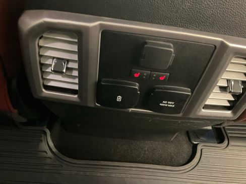 Used 2018 Ford F250 Platinum w/ Platinum Ultimate Package image 21