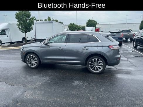 Used 2022 Lincoln Nautilus Reserve AWD/4WD image 11