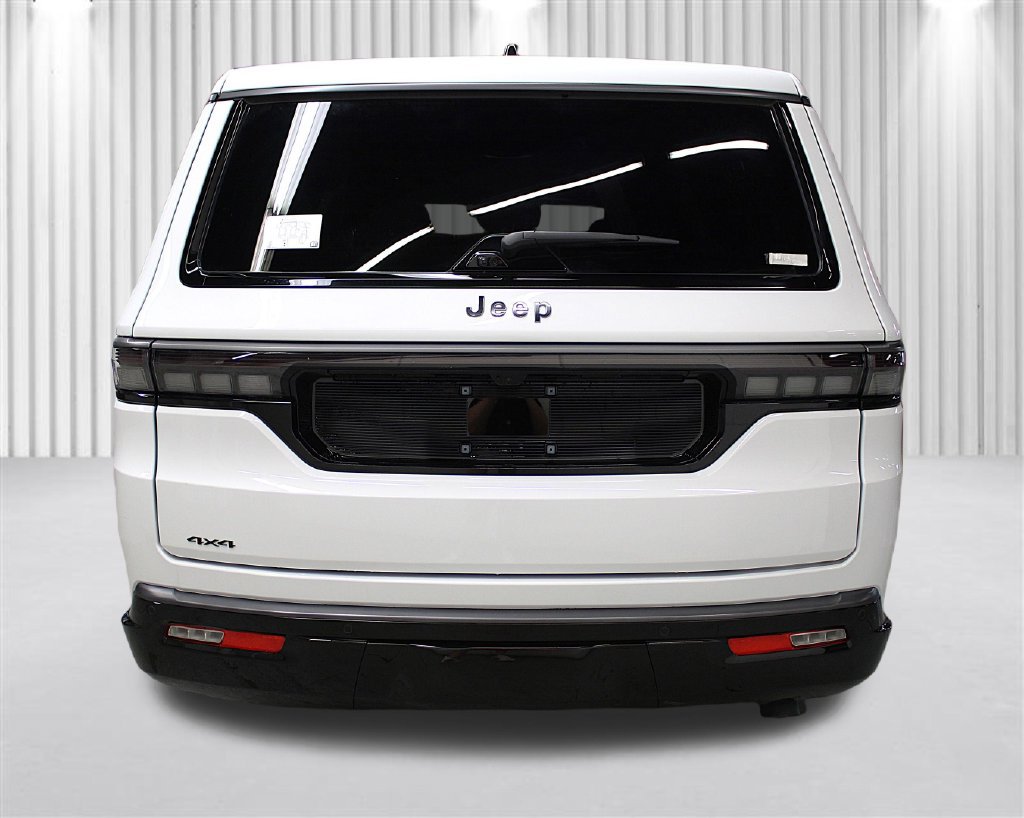 New 2026 Jeep Grand Wagoneer L Summit w/ Premium Group III AWD/4WD image 4