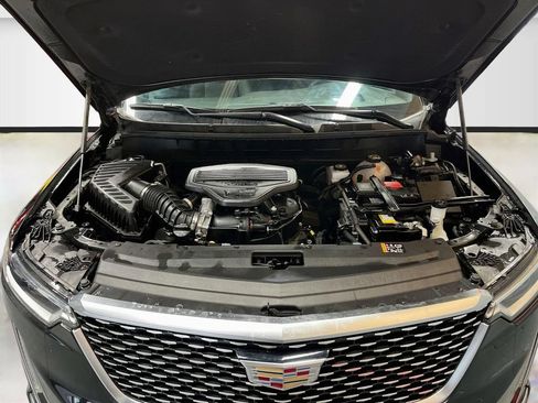 Used 2024 Cadillac XT6 Premium Luxury w/ Technology Package AWD/4WD image 33