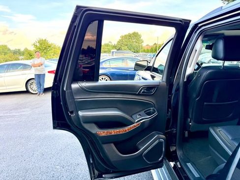 Used 2016 Chevrolet Tahoe LTZ AWD/4WD image 14