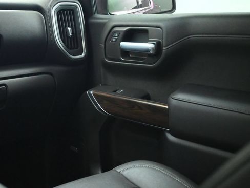 Used 2021 GMC Sierra 1500 SLT w/ SLT Convenience Package AWD/4WD image 45