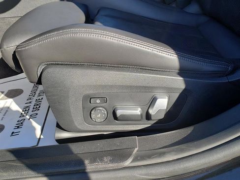 Used 2023 BMW M3 Competition w/ Executive Package image 19