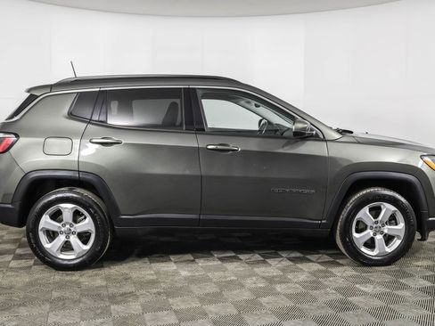 Used 2018 Jeep Compass Latitude w/ Popular Equipment Group image 15