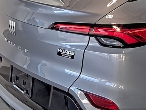 Used 2025 Buick Envista Sport Touring image 15