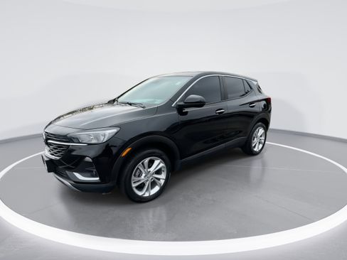 Used 2023 Buick Encore GX Preferred w/ Cold Weather Comfort Package image 4