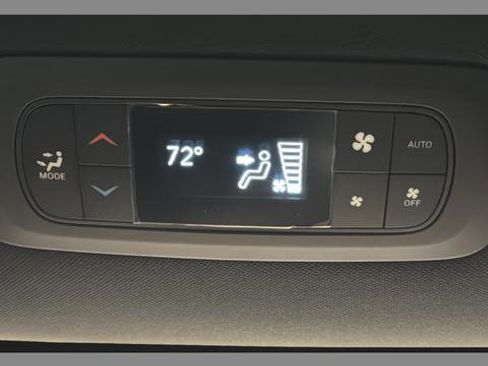 New 2026 Chrysler Voyager LX image 39