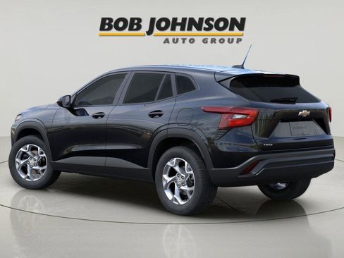 New 2026 Chevrolet Trax LS FWD image 4