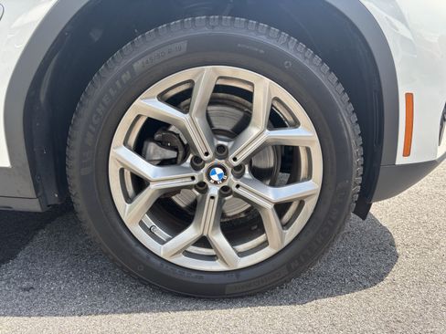 Used 2022 BMW X3 xDrive30i w/ Premium Package 2 AWD/4WD image 9
