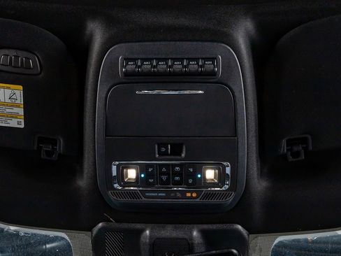 Used 2024 Ford F250 Platinum w/ Tremor Off-Road Package image 29