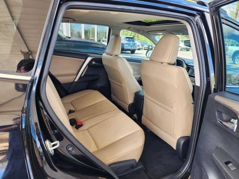 Used 2014 Toyota RAV4 Limited w/ Technology Package image 16