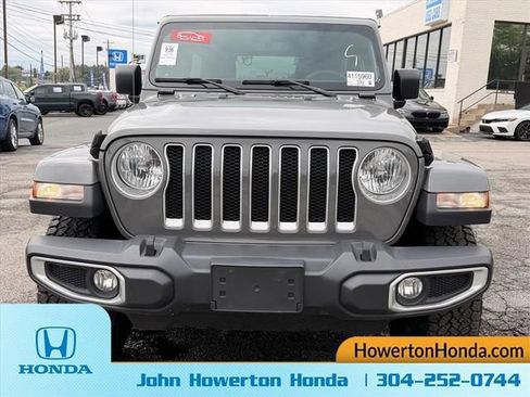 Used 2023 Jeep Wrangler Unlimited Sahara AWD/4WD image 11