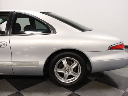 Used 1998 Lincoln Mark VIII RWD image 29