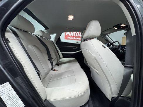 Used 2025 Hyundai Sonata SEL image 12
