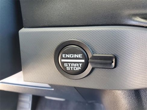 Used 2022 Ford Bronco Big Bend w/ Sasquatch Package image 17