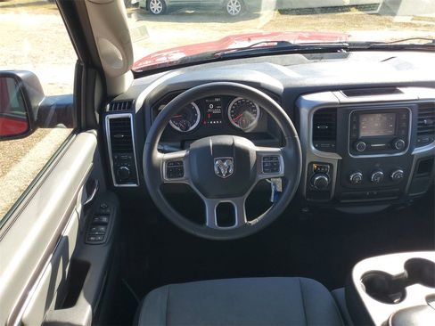 Used 2024 RAM 1500 Classic SLT image 24