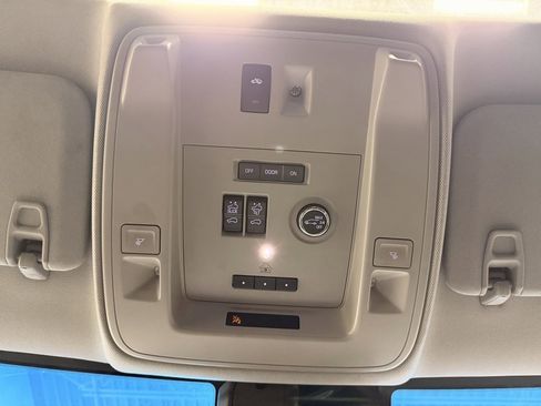 Used 2019 GMC Yukon XL Denali image 51