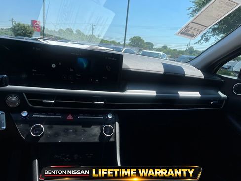 Used 2024 Hyundai Sonata SEL w/ Convenience Package FWD image 15