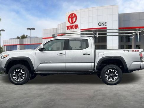 Used 2021 Toyota Tacoma 4x4 Double Cab image 9