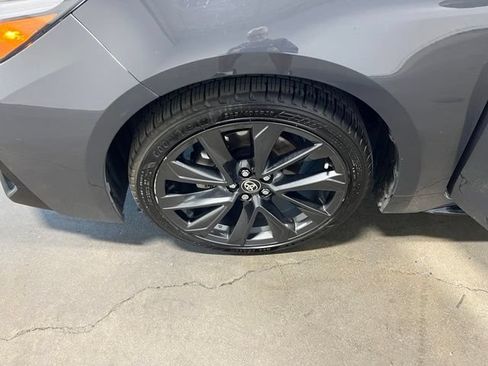Used 2025 Toyota Corolla SE FWD image 30
