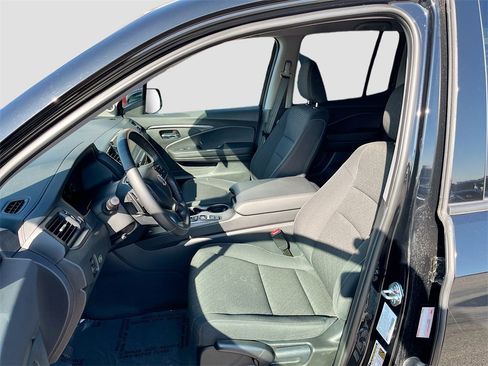 Used 2024 Honda Ridgeline Sport image 19