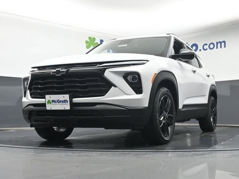 New 2026 Chevrolet TrailBlazer LT w/ Convenience Package AWD/4WD image 7