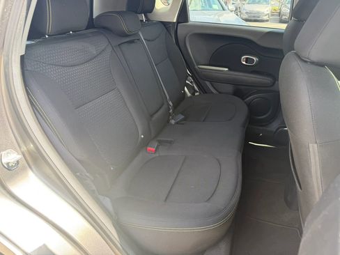 Used 2015 Kia Soul + FWD image 13