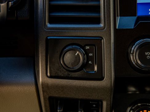 Used 2019 Ford F250 XL w/ STX Appearance Package image 20