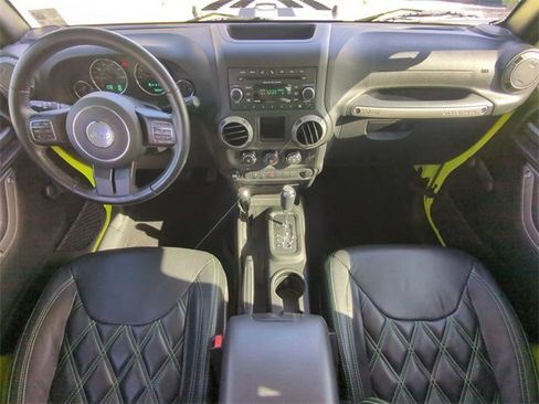 Used 2017 Jeep Wrangler Unlimited Sport w/ Max Tow Package image 14