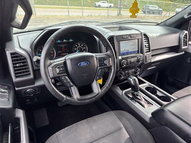 Used 2019 Ford F150 XLT w/ Equipment Group 302A Luxury AWD/4WD image 12