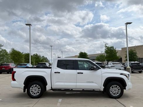 Used 2024 Toyota Tundra SR5 w/ SR5 Convenience Package AWD/4WD image 6