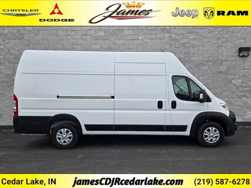 Used 2024 RAM ProMaster 3500 w/ Quick Order Package 22G SLT FWD image 6
