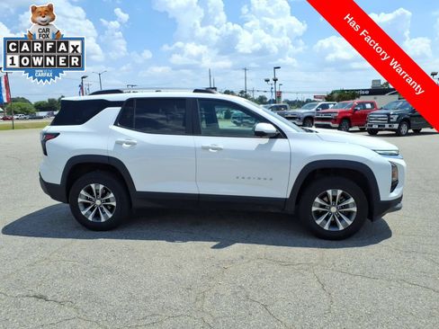 Used 2025 Chevrolet Equinox LT w/ Convenience Package II FWD image 6