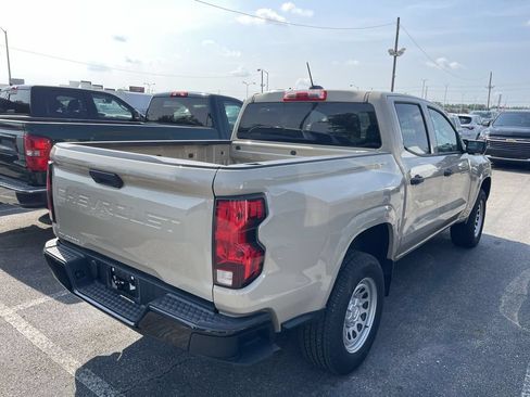 Used 2023 Chevrolet Colorado W/T RWD image 9
