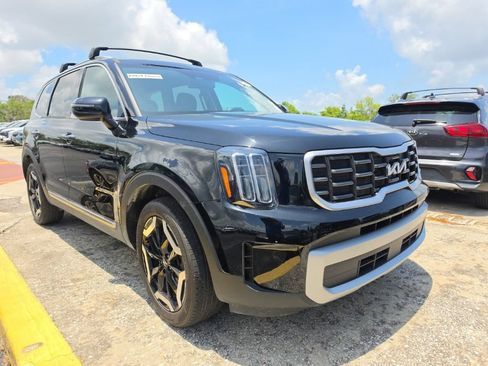 Certified 2024 Kia Telluride S FWD image 1