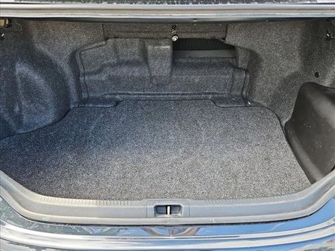 Used 2012 Toyota Camry XLE w/ Convenience Pkg FWD image 6