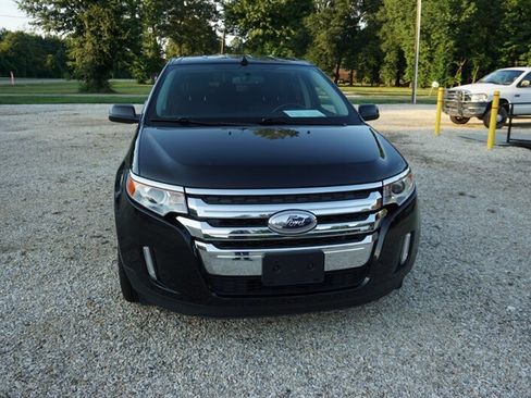 Used 2012 Ford Edge Limited w/ Driver Entry Pkg FWD image 4