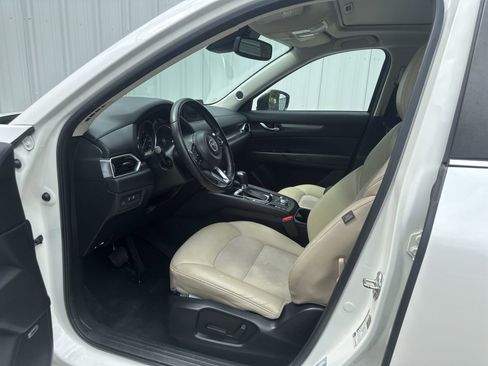 Used 2019 MAZDA CX-5 Touring image 10