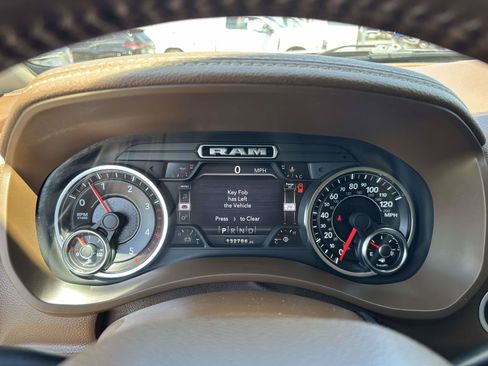 Used 2021 RAM 2500 Laramie AWD/4WD image 14
