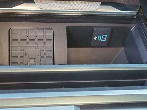 Certified 2024 Ford Edge SE image 31