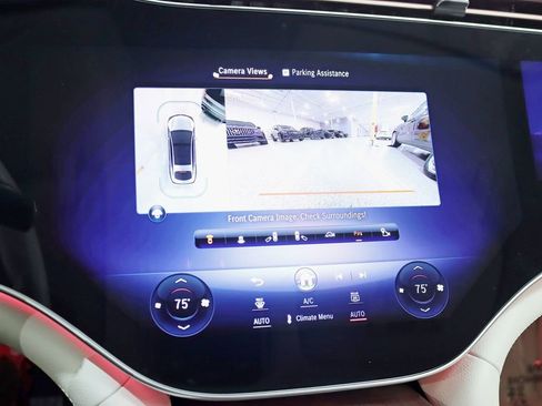 Used 2023 Mercedes-Benz EQS 580 4MATIC Sedan image 22