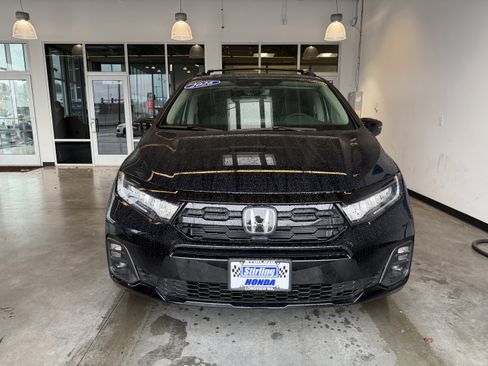 New 2026 Honda Odyssey Touring image 6