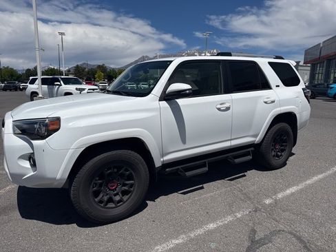 Used 2024 Toyota 4Runner SR5 Premium w/ TRD Black Wheel Package (TMS) AWD/4WD image 7