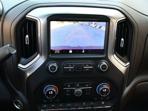 Used 2019 Chevrolet Silverado 1500 LTZ w/ LTZ Premium Package AWD/4WD image 56
