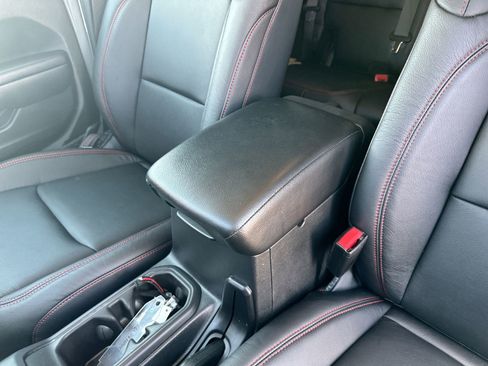 Used 2022 Jeep Wrangler Unlimited Rubicon image 22