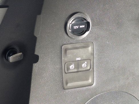 Used 2021 Hyundai Palisade SE image 19