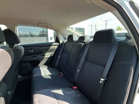 Used 2016 Nissan Altima 2.5 S w/ Power Driver Seat Package FWD image 32