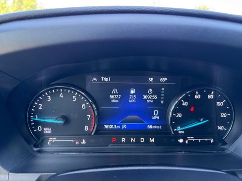 Used 2020 Ford Explorer XLT w/ Comfort Package AWD/4WD image 24