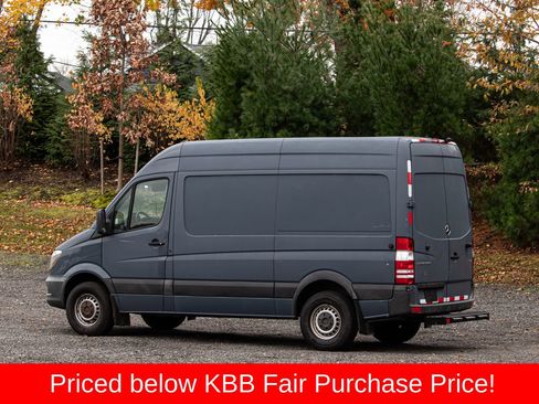 Used 2018 Mercedes-Benz Sprinter 144 Cargo image 5