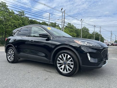 Used 2020 Ford Escape Titanium AWD/4WD image 3